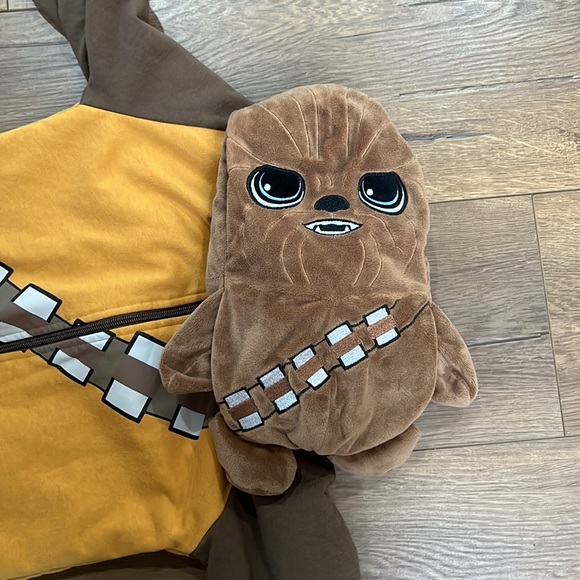 Star Wars Chewbacca Zip-Up Hoodie turn into plush - Picture 6 of 8